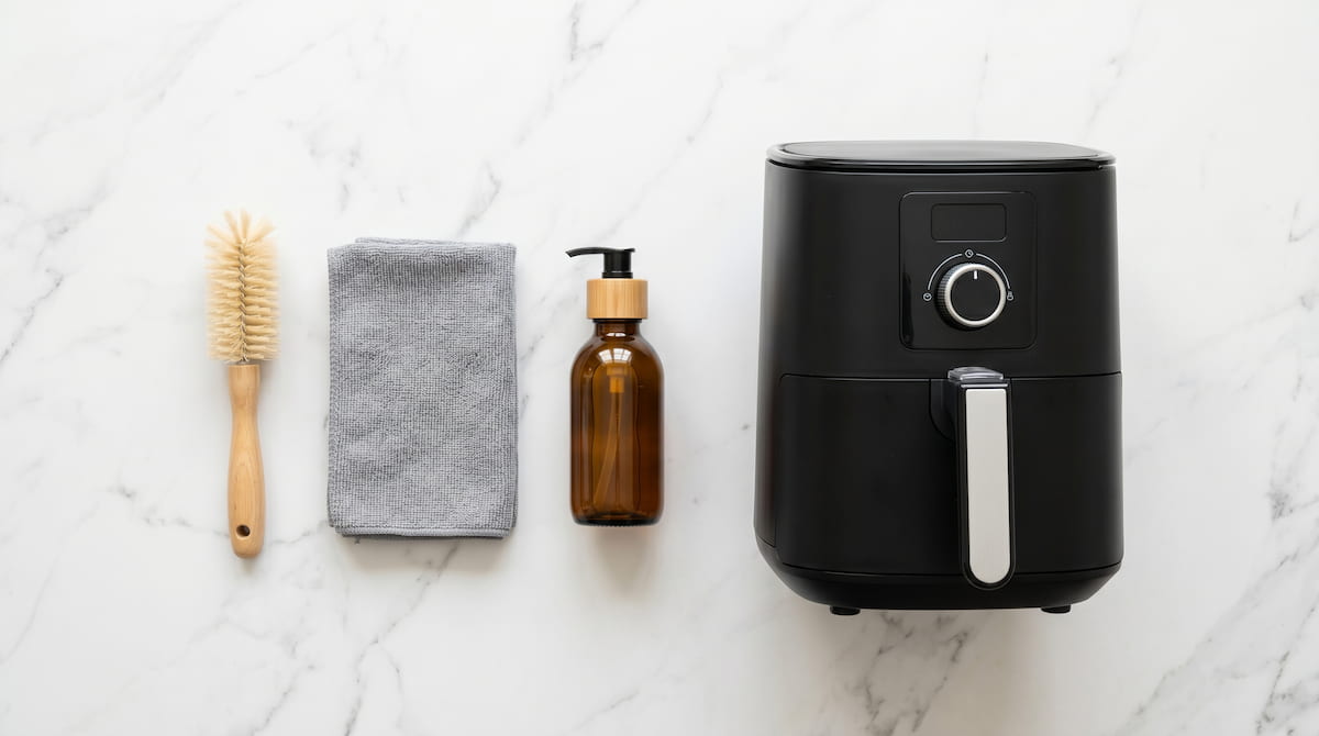 air fryer filter cleaning tools maintenance safety guide