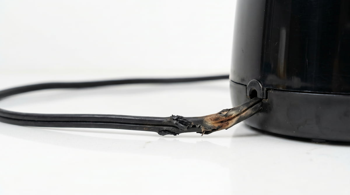 air fryer cord heat damage causing burning wires smell