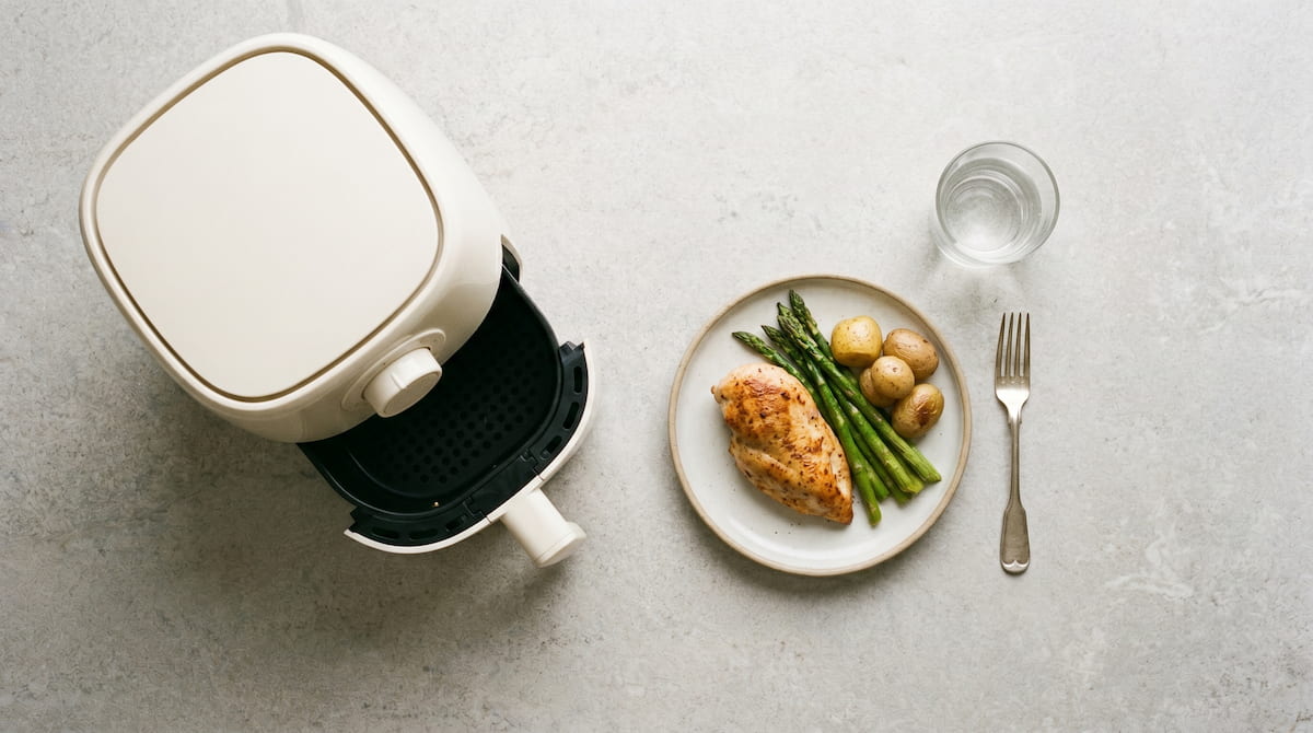 best air fryer living alone compact non toxic setup